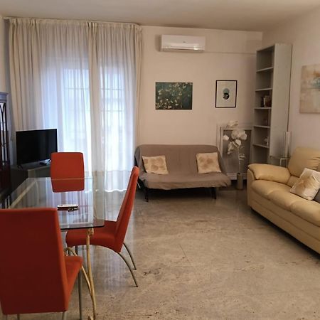 Pane & Pomodoro Beach Roomy Flat 바리 외부 사진