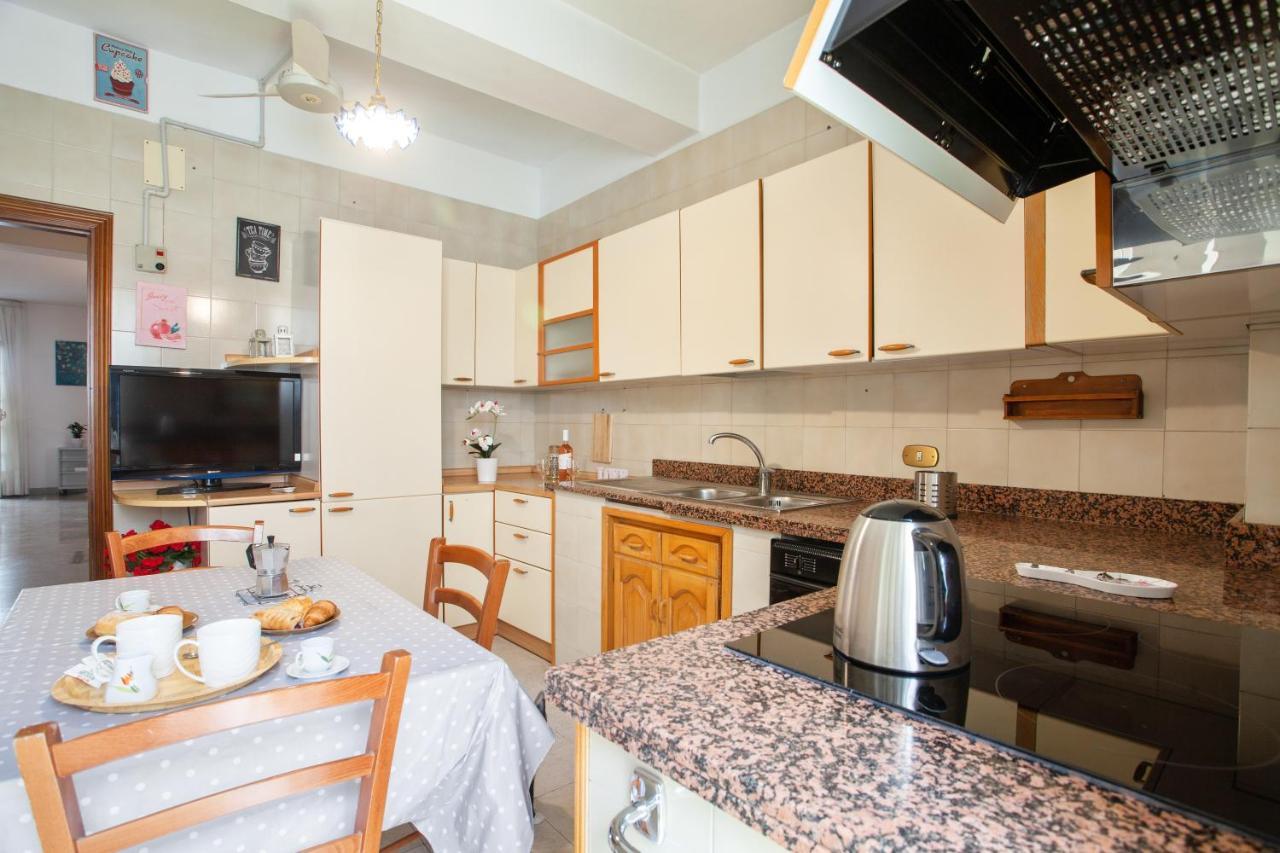 Pane & Pomodoro Beach Roomy Flat 바리 외부 사진