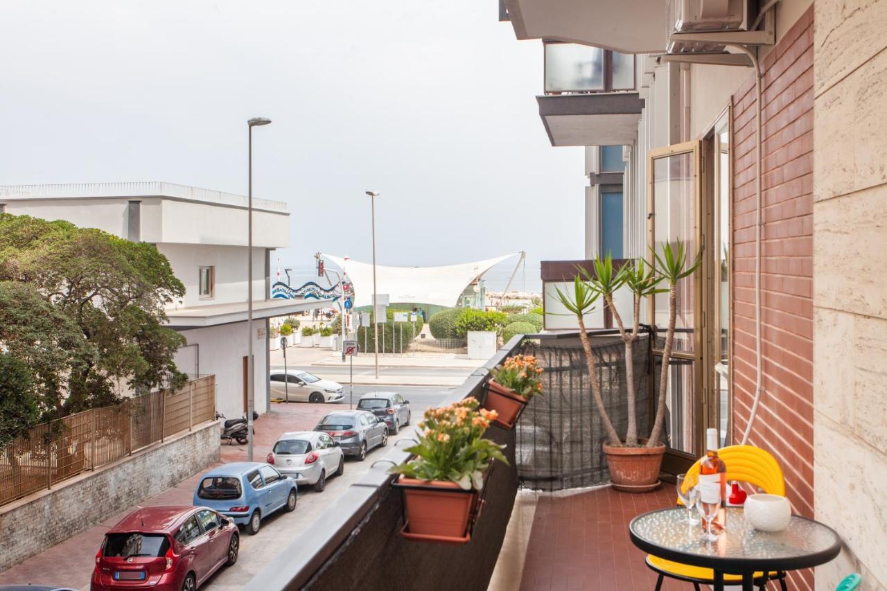 Pane & Pomodoro Beach Roomy Flat 바리 외부 사진
